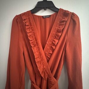 Simplee Women’s Size M - Simple Rust Orange Ruffled Dress
